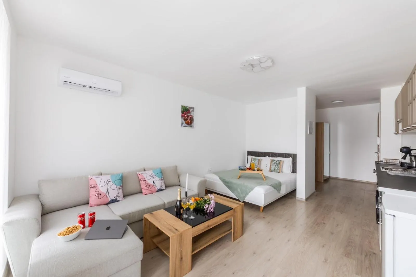 Dalia Urban Residence - Landscaped Gated Complex Sofia Apartment
